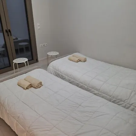 Apartment υπέροχη μονοκατοικία στα *