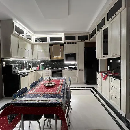 Apartment υπέροχη μονοκατοικία στα Trikala (Thessaly)